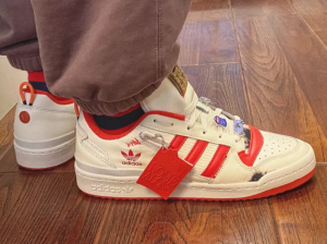 Alternative view of Giày Adidas Home Alone x Forum Low GZ4378