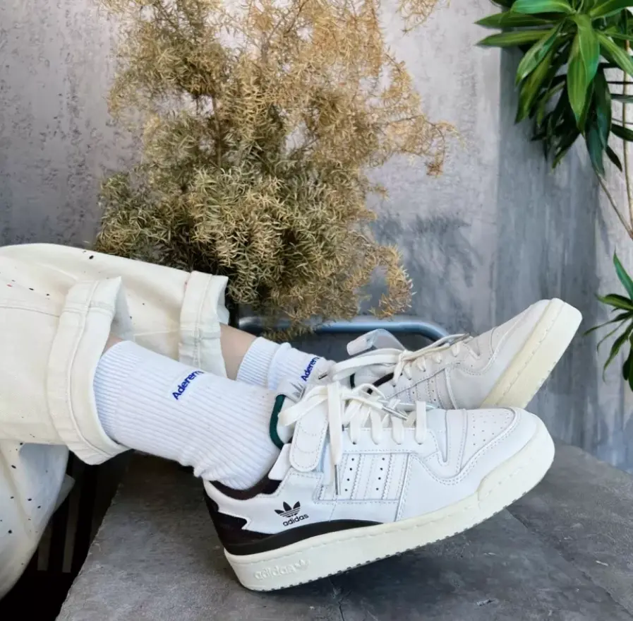 Alternative view of Giày Adidas Forum 84 Low 'Cream White' GZ8959