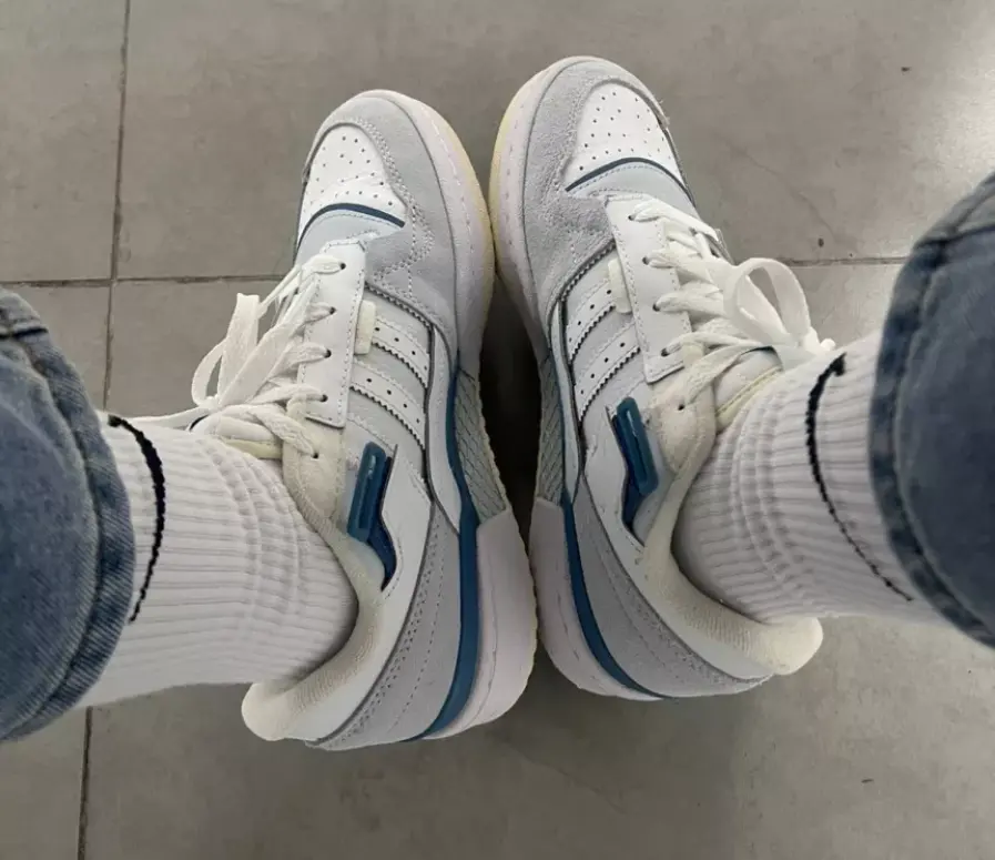 Alternative view of Giày Adidas Forum Exhibit Low 'Sky Tint' GW6348