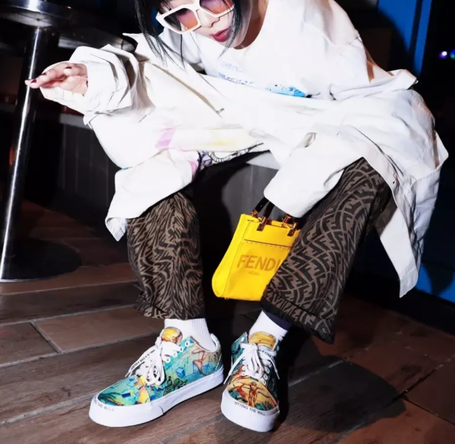 Alternative view of Giày Vans x Moca Judy Baca Old Skool 'Multicolour' VN0A5KRFYQ8