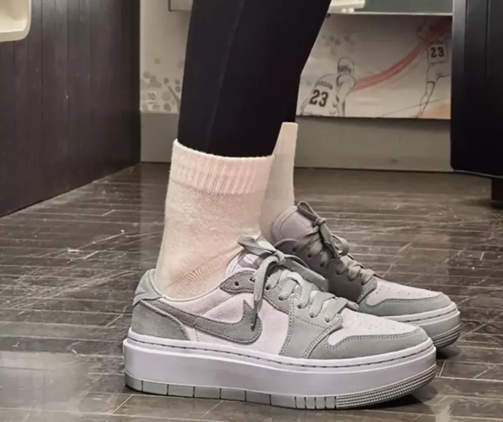 Giày Nike Wmns Air Jordan 1 Elevate Low 'Stealth' DH7004-005 - Ảnh 4