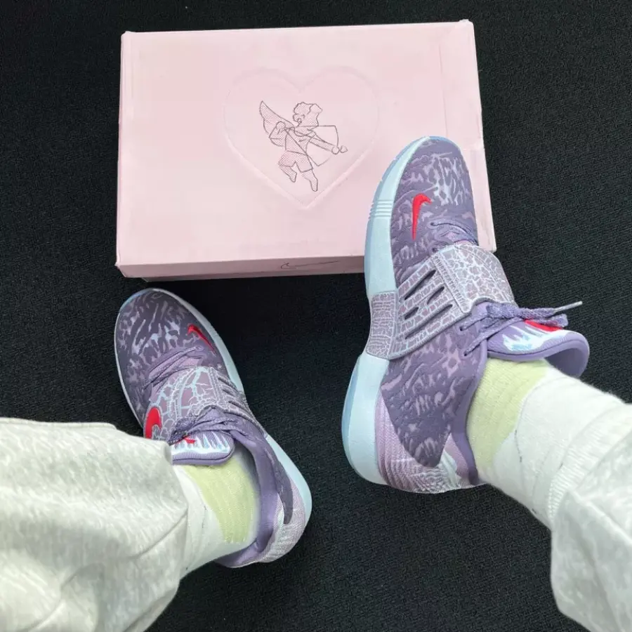 Alternative view of Giày Nike KD 14 'Valentine's Day' DJ4335-900