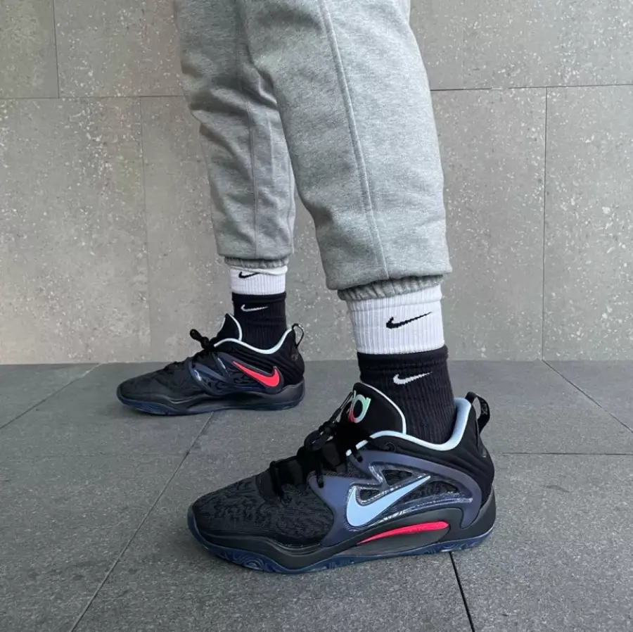 Alternative view of Giày Nike KD 15 'Black Tie Dye' DM1054-004