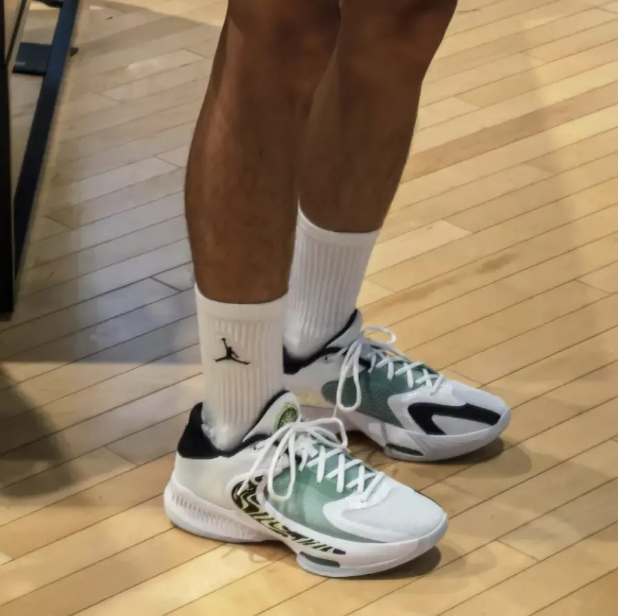 Giày Nike Zoom Freak 4 'Greek Coastline' DJ6149-100 - Ảnh 4