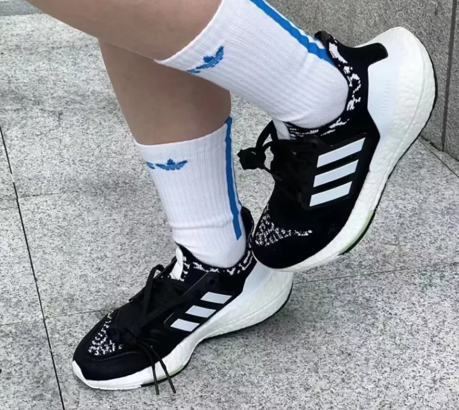 Giày Adidas UltraBoost 22 'Black White Almost Lime' GX8019 - Ảnh 5