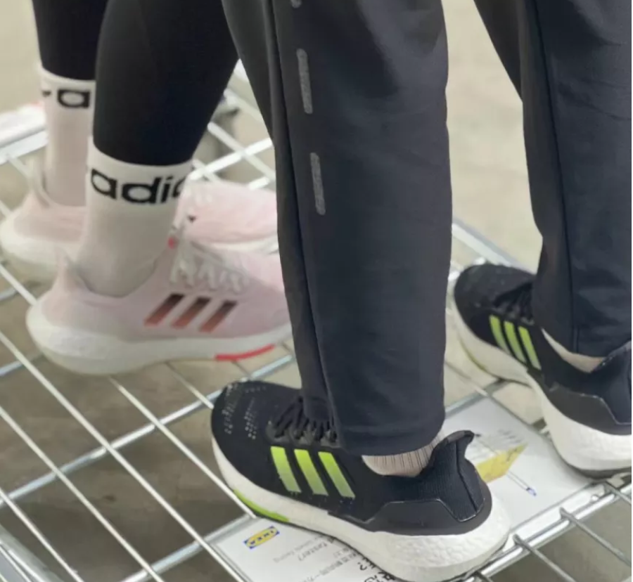 Giày Adidas UltraBoost 22 Heat.RDY 'Black Solar Yellow' H01172 - Ảnh 3