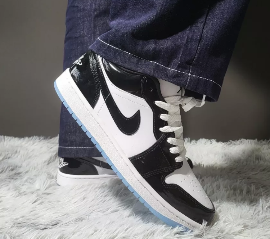 Giày Nike Air Jordan 1 Low GS 'Concord' DV1333-100 - Ảnh 3