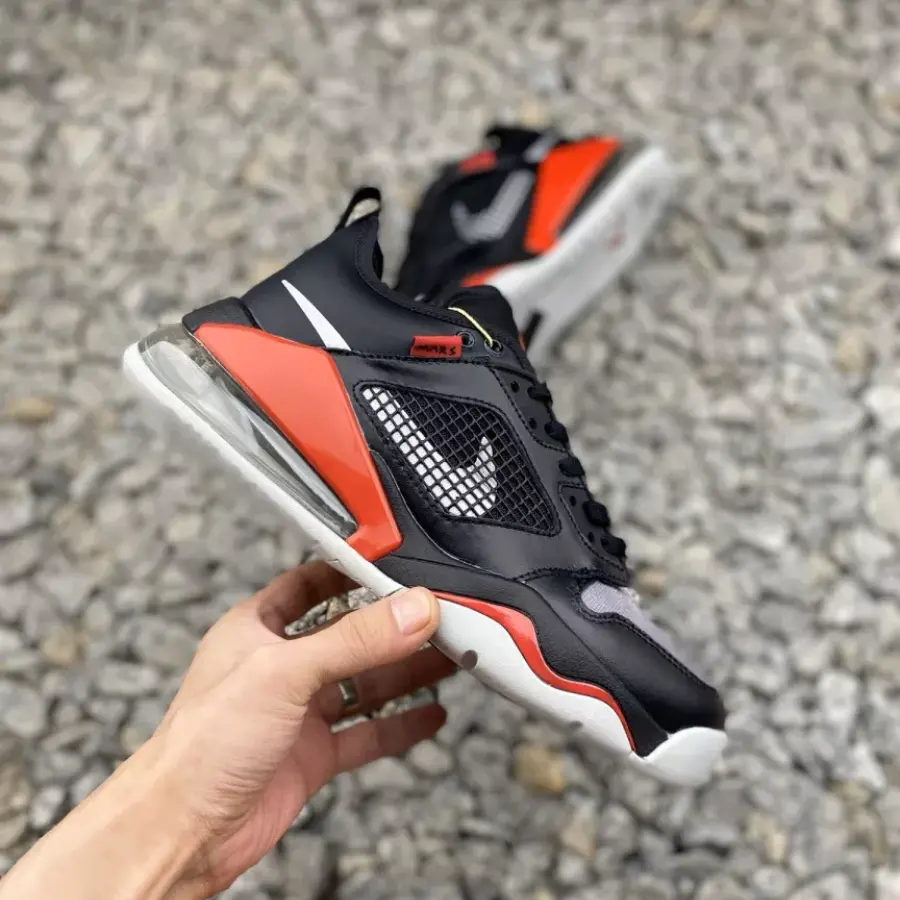 Alternative view of Giày Nike Jordan Mars 270 Low 'Bred' CK1196-001