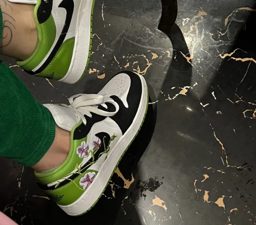 Giày Nike Air Jordan 1 Low SE 'Floral Vines' DQ8389-100 - Ảnh 4