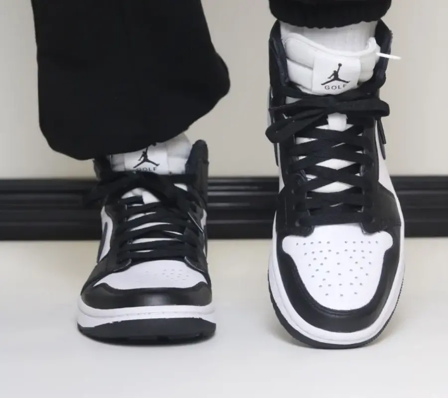 Alternative view of Giày Nike Air Jordan 1 High Golf 'Black White' DQ0660-101
