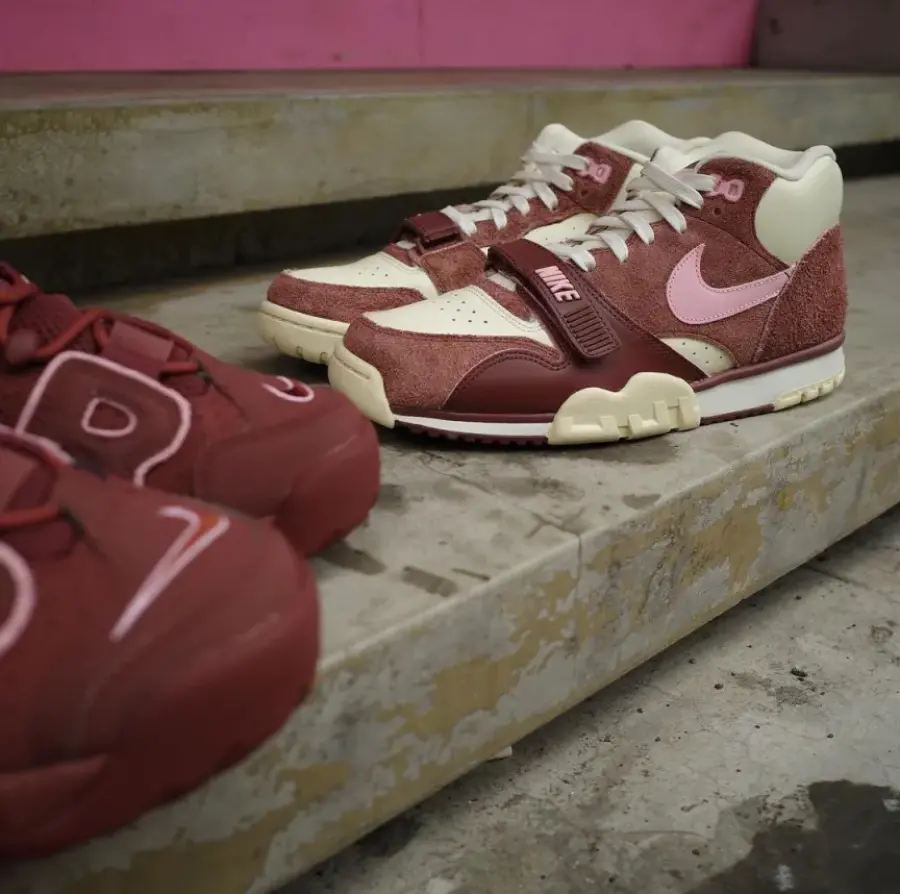 Alternative view of Giày Nike Air Trainer 1 'Valentine's Day' DM0522-201