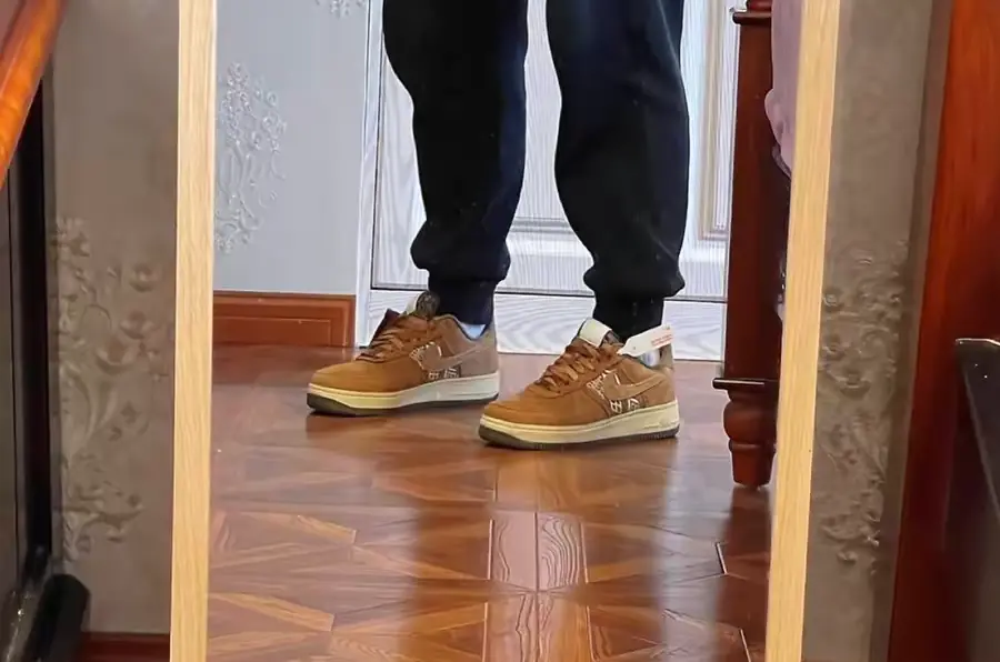 Alternative view of Giày Nike Air Force 1 Low 'NAI-KE - The One Line' FB4958-221