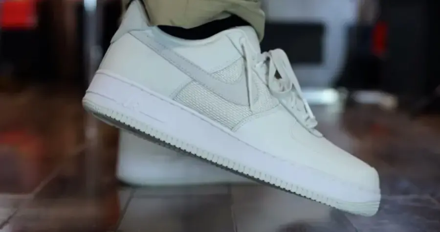 Alternative view of Giày Nike Slam Jam x Air Force 1 Low 'Triple White' DX5590-100