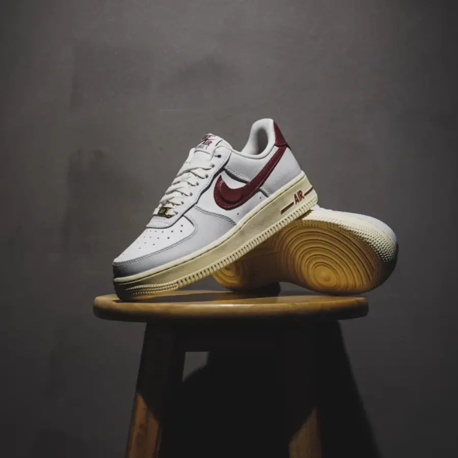 Alternative view of Giày Nike Air Force 1 Low Just Do It 'Photon Dust Team Red' DV7584-001