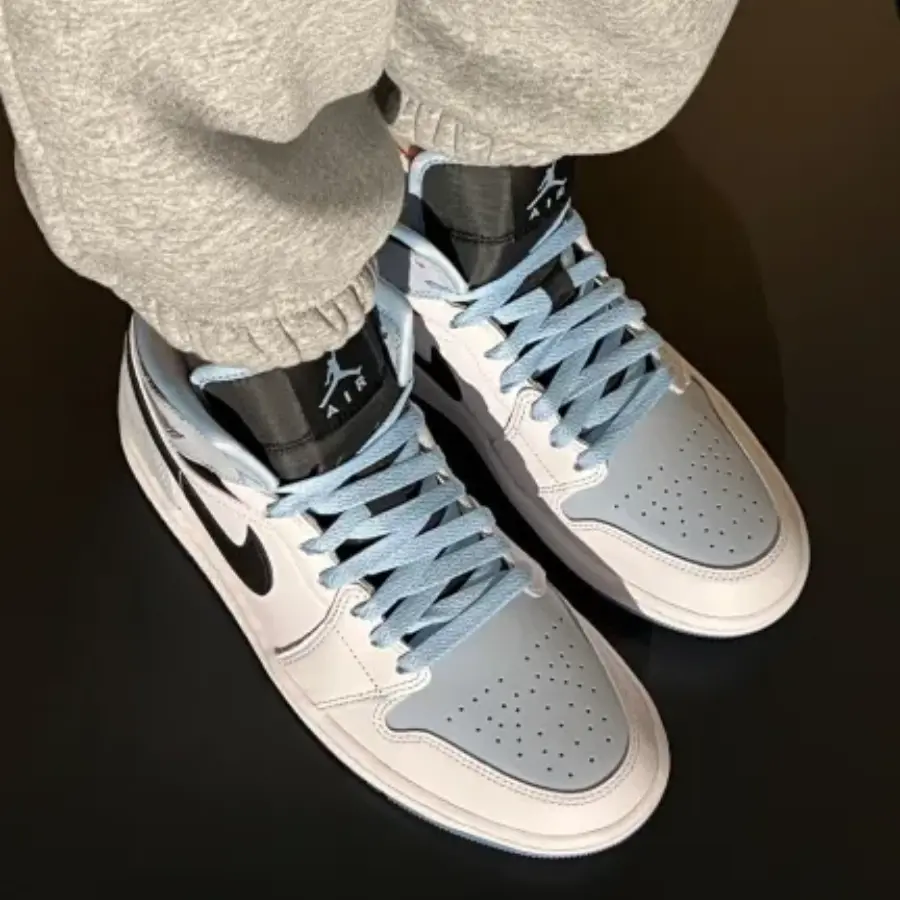Giày Nike Air Jordan 1 Mid 'Ice Blue' DV1308-104 - Ảnh 4