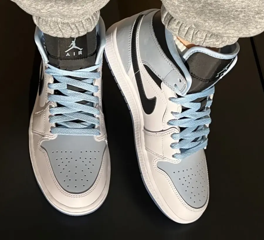 Giày Nike Air Jordan 1 Mid 'Ice Blue' DV1308-104 - Ảnh 3