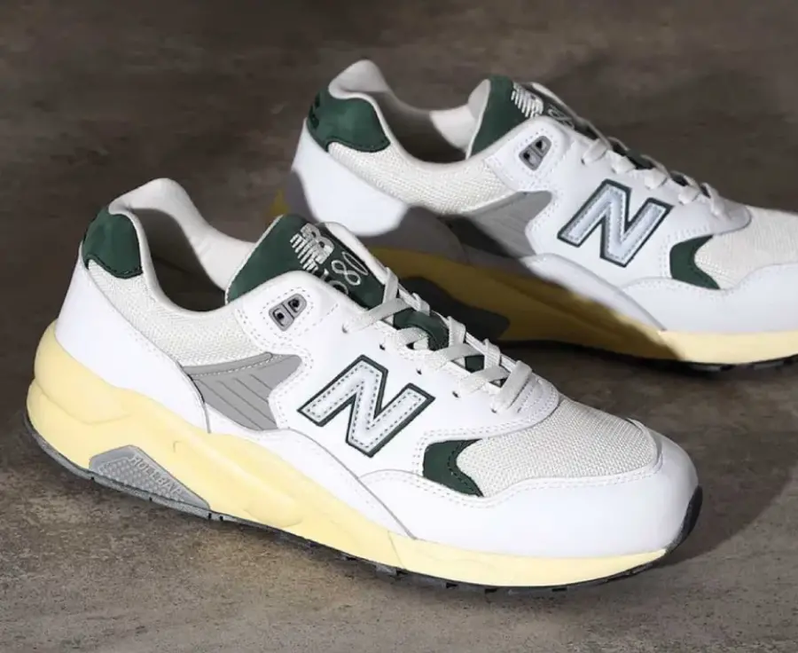 Alternative view of Giày New Balance 580 'White Nightwatch Green' MT580RCA