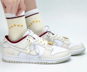 Alternative view of Giày Nike Dunk Low SE Just Do It 'White Phantom' DV1160-100