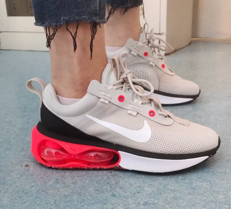 Giày Nike Air Max 2021 'Light Bone Flash Crimson' DH5103-002 - Ảnh 3