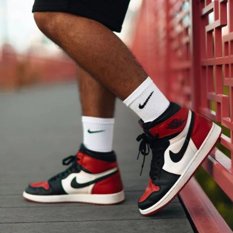 Giày Nike Air Jordan 1 Retro High 'Bred Toe' 555088-610 - Ảnh 4