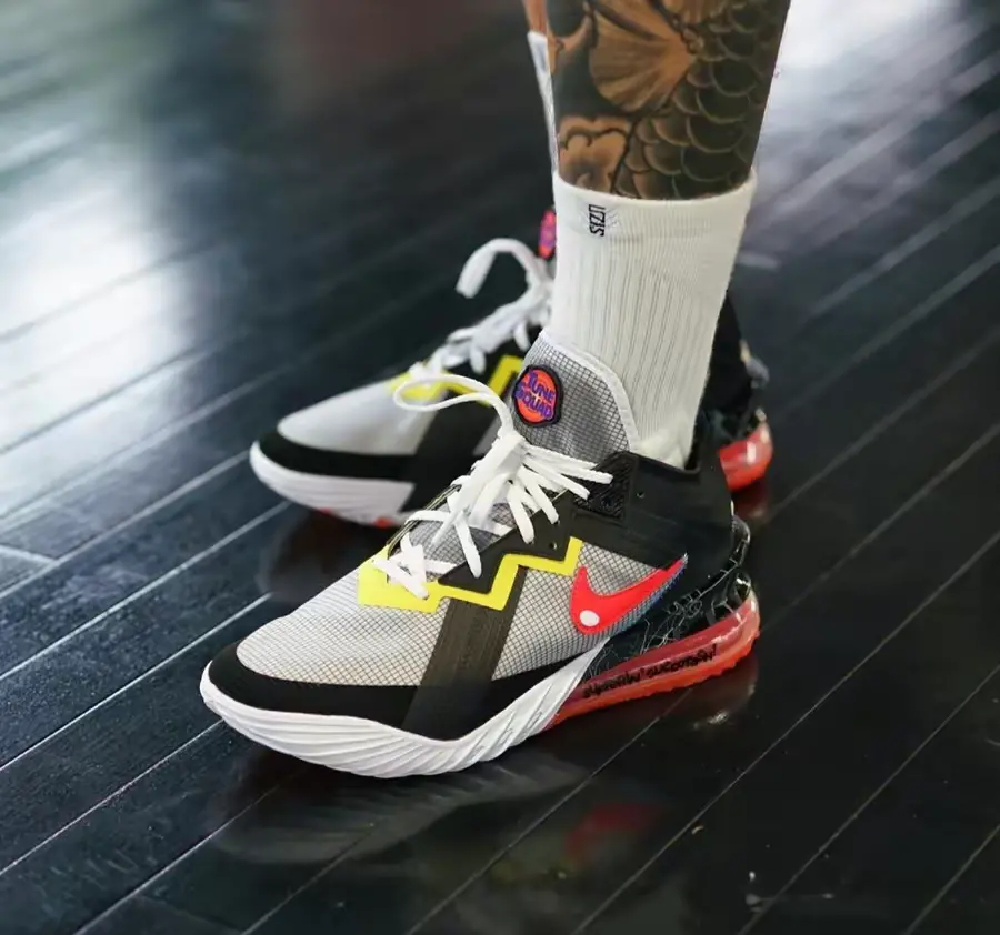 Giày Nike Space Jam x LeBron 18 Low 'Sylvester x Tweety' CV7562-103 - Ảnh 4