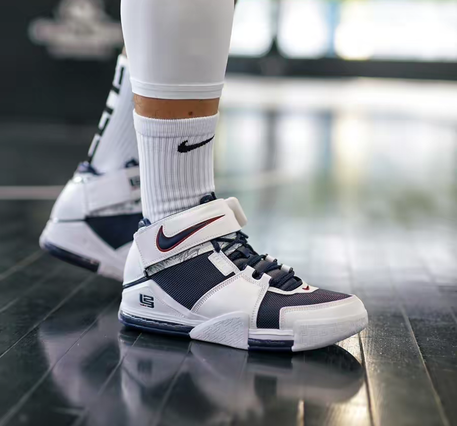 Giày Nike Zoom LeBron 2 Retro 'USA' 2022 DR0826-100 - Ảnh 7