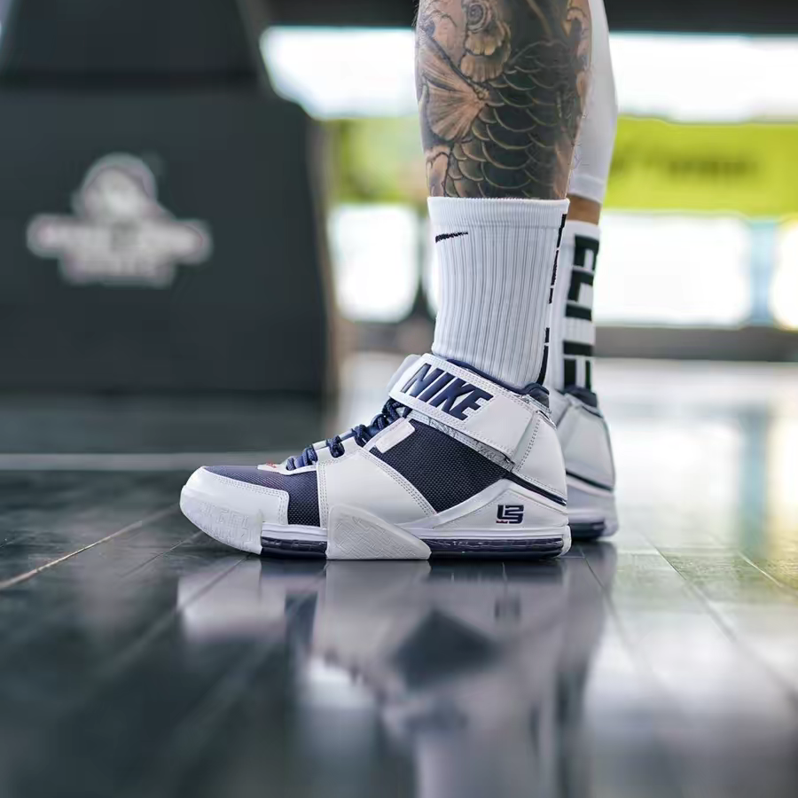 Giày Nike Zoom LeBron 2 Retro 'USA' 2022 DR0826-100 - Ảnh 5