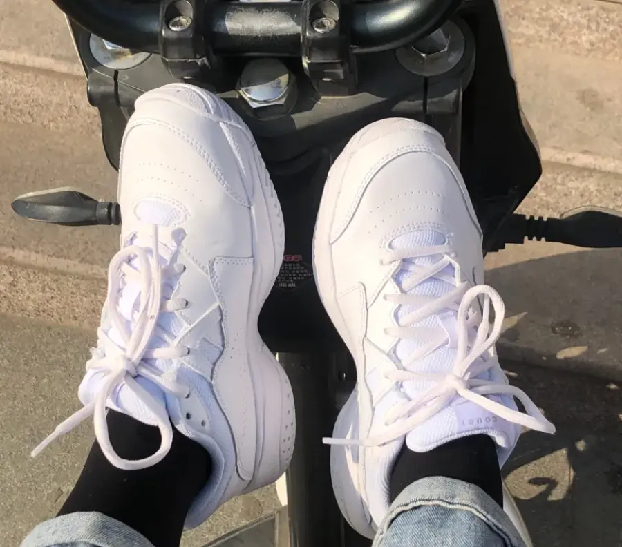 Giày Tennis Nike Court Lite 2 Girl's 'White Metallic Silver' CD0440-105 - Ảnh 4