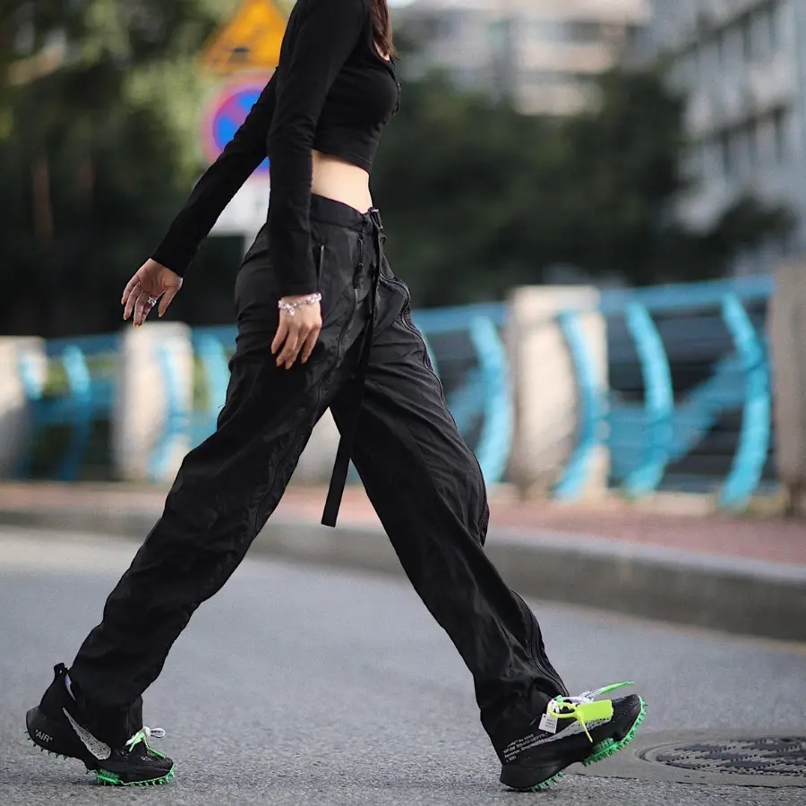 Giày Nike Air Zoom Tempo Next% Flyknit Off-White 'Black' CV0697-001 - Ảnh 4
