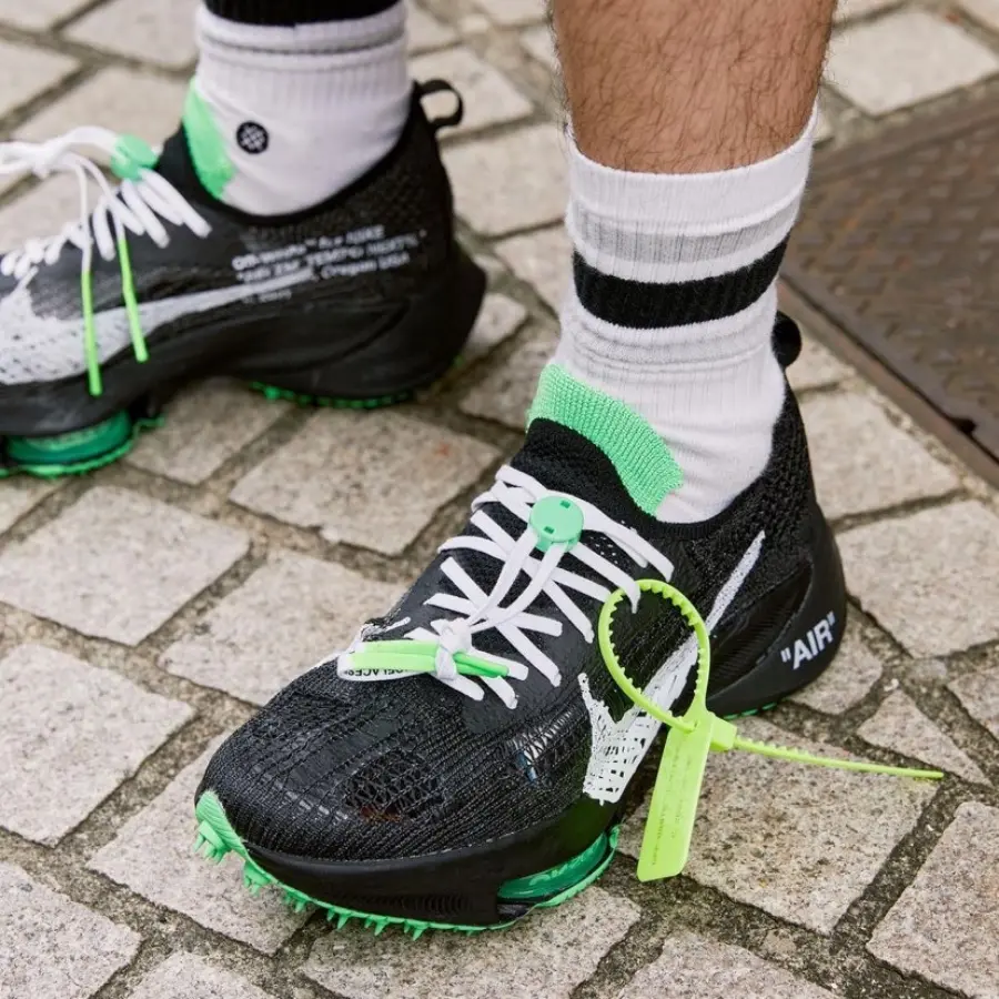 Giày Nike Air Zoom Tempo Next% Flyknit Off-White 'Black' CV0697-001 - Ảnh 3