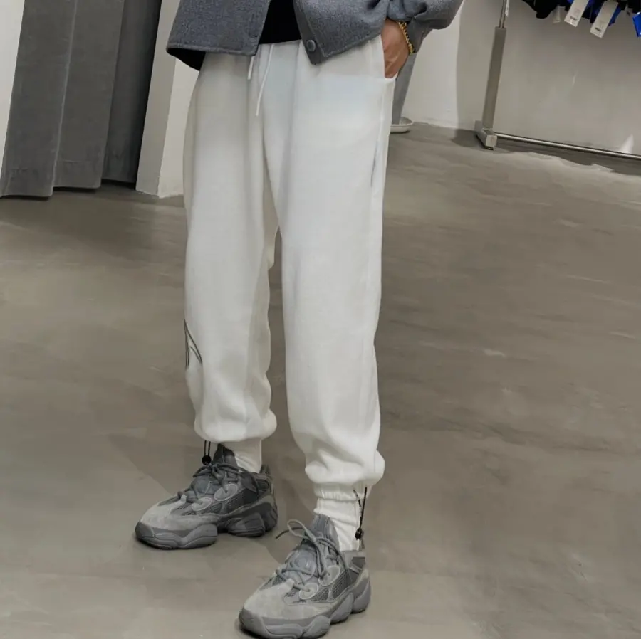 Alternative view of Giày Adidas Yeezy 500 'Granite' GW6373
