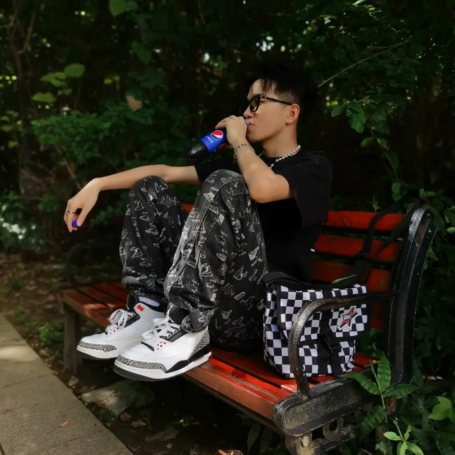 Giày Nike Air Jordan 3 Retro 'Infrared 23' 136064-123 - Ảnh 3