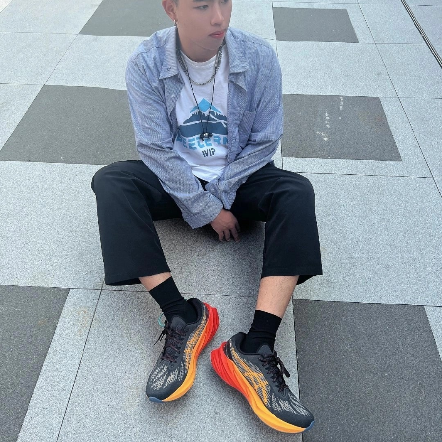 Giày Asics Novablast 3 'Black Amber' 1011B458-001 - Ảnh 3