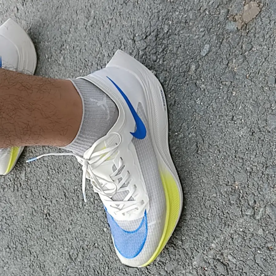 Alternative view of Giày Nike ZoomX Vaporfly Next% Ekiden 'White Racer Blue' AO4568-103