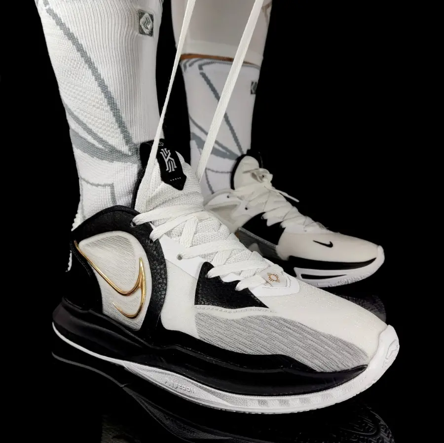 Giày Nike Kyrie Low 5 EP 'White Black Metallic Gold' DJ6014-101 - Ảnh 5