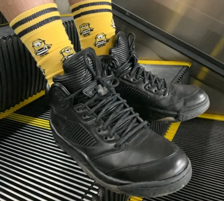 Alternative view of Giày Nike Air Jordan 5 Retro Premium 'Triple Black' 881432-010