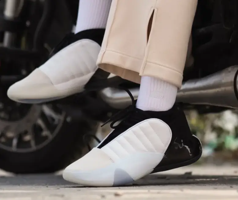 Alternative view of Giày Adidas Harden Vol. 7 'Stormtrooper' HQ3425