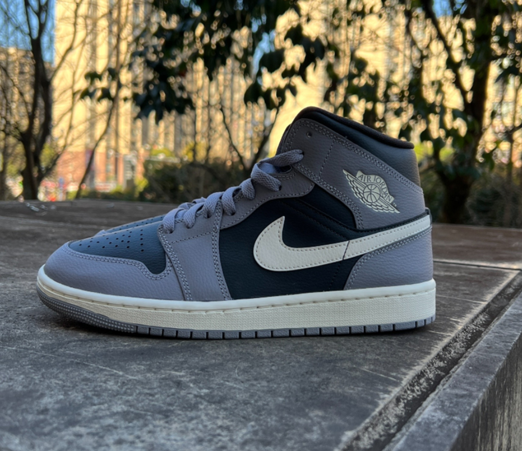 Giày Nike Jordan 1 Mid 'Cement Grey' BQ6472-022 - Ảnh 4