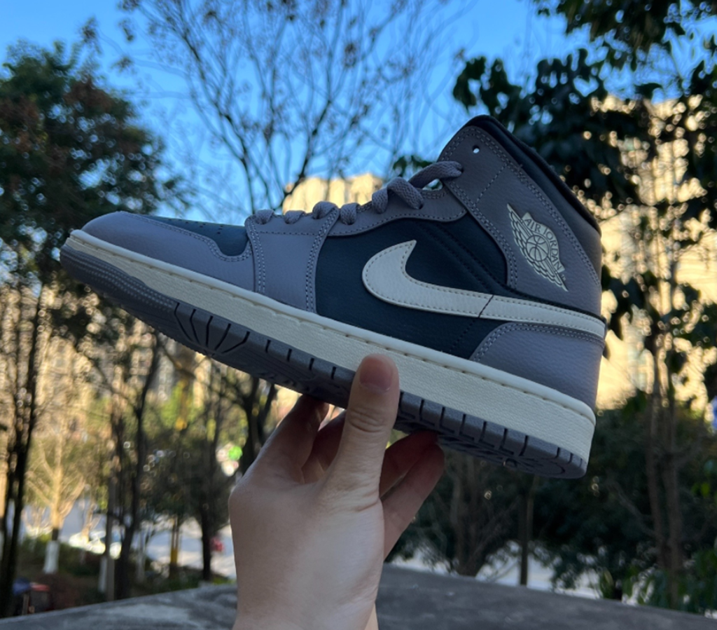 Giày Nike Jordan 1 Mid 'Cement Grey' BQ6472-022 - Ảnh 5