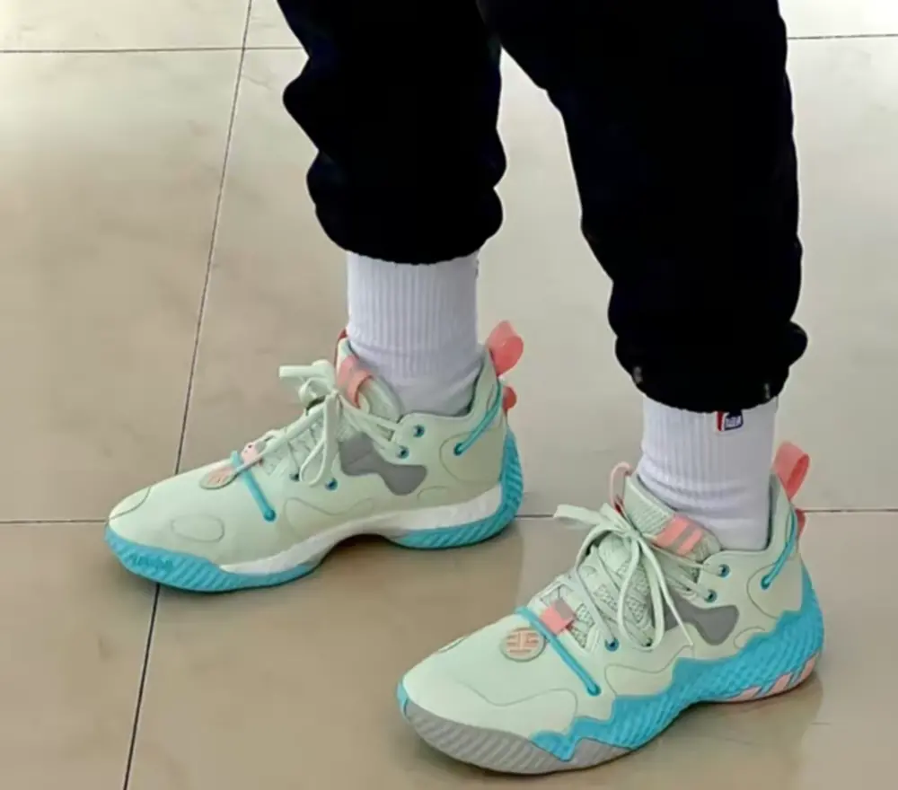 Alternative view of Giày Adidas Harden Vol. 6 'Green Mist Pulse Aqua' GV8701