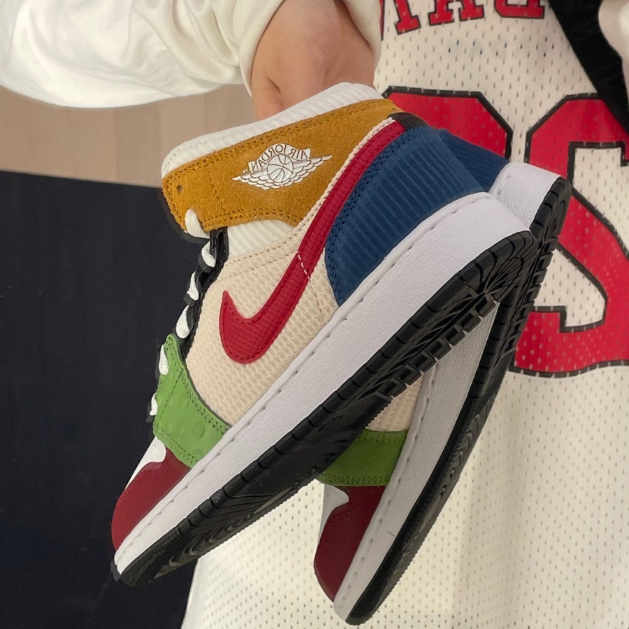 Giày Nike Air Jordan 1 Mid SE 'Messy Room' DR6957-100 - Ảnh 4