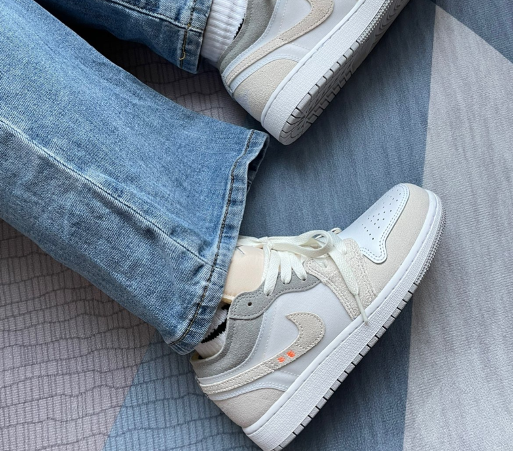Giày Nike Air Jordan 1 Low SE GS Craft ‘Inside Out’ DQ3727-100 - Ảnh 3