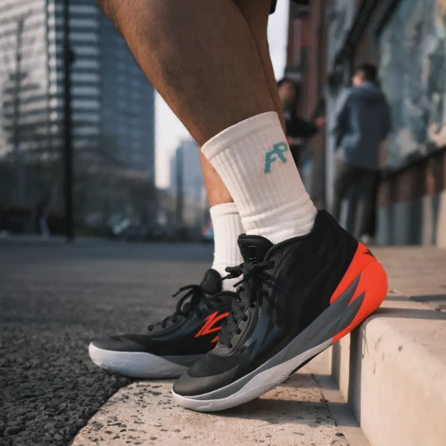 Alternative view of Giày Puma LaMelo Ball MB.02 'Black Sunset Glow' 378287-01