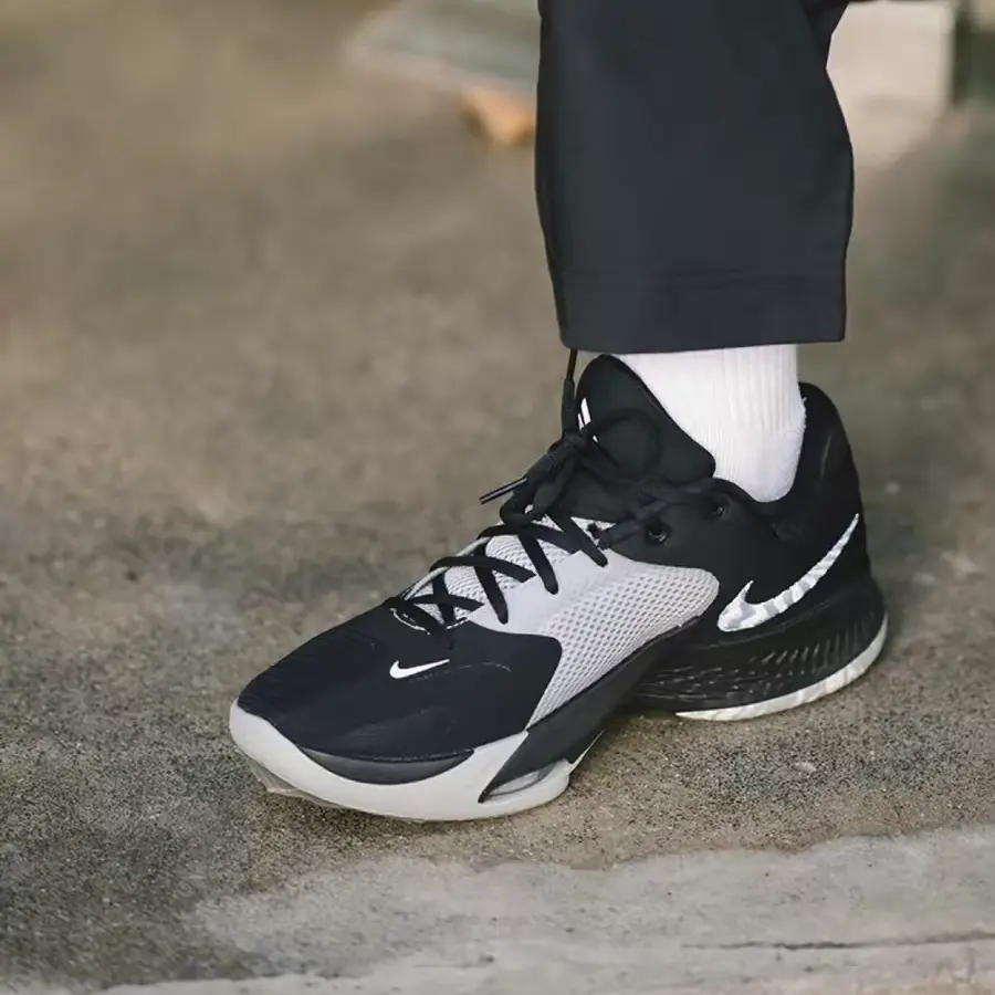 Alternative view of Giày Nike Zoom Freak 4 EP 'Zeus' DJ6148-001