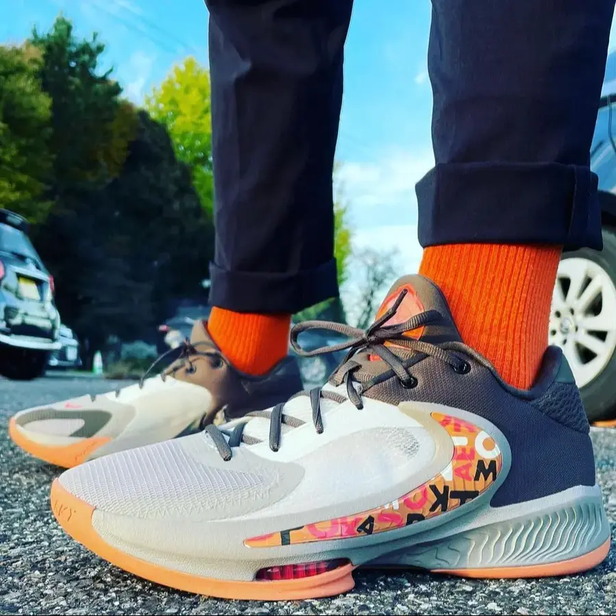 Alternative view of Giày Nike Zoom Freak 4 EP 'Letter Bro' DJ6148-003