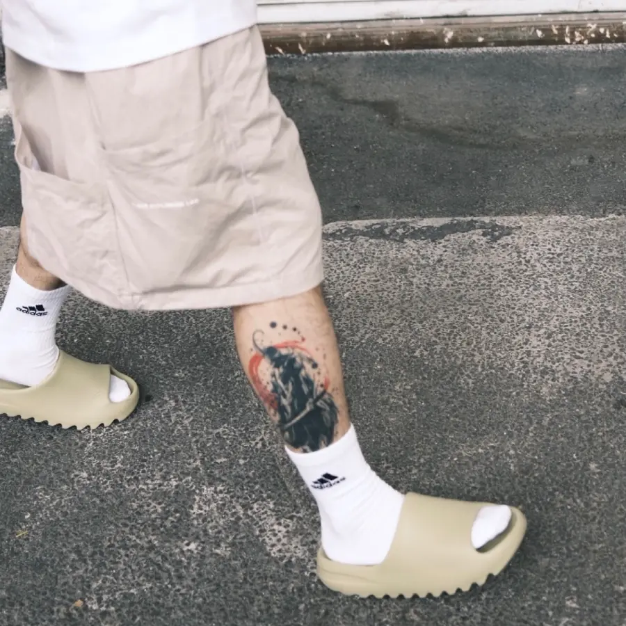 Dép Adidas Yeezy Slides 'Resin' FX0494 - Ảnh 4