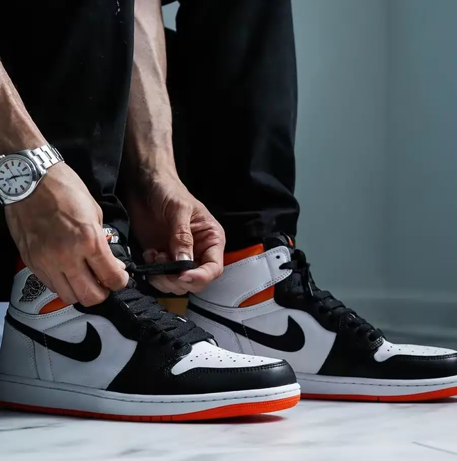 Giày Nike Air Jordan 1 Retro High OG 'Electro Orange' 555088-180 - Ảnh 5