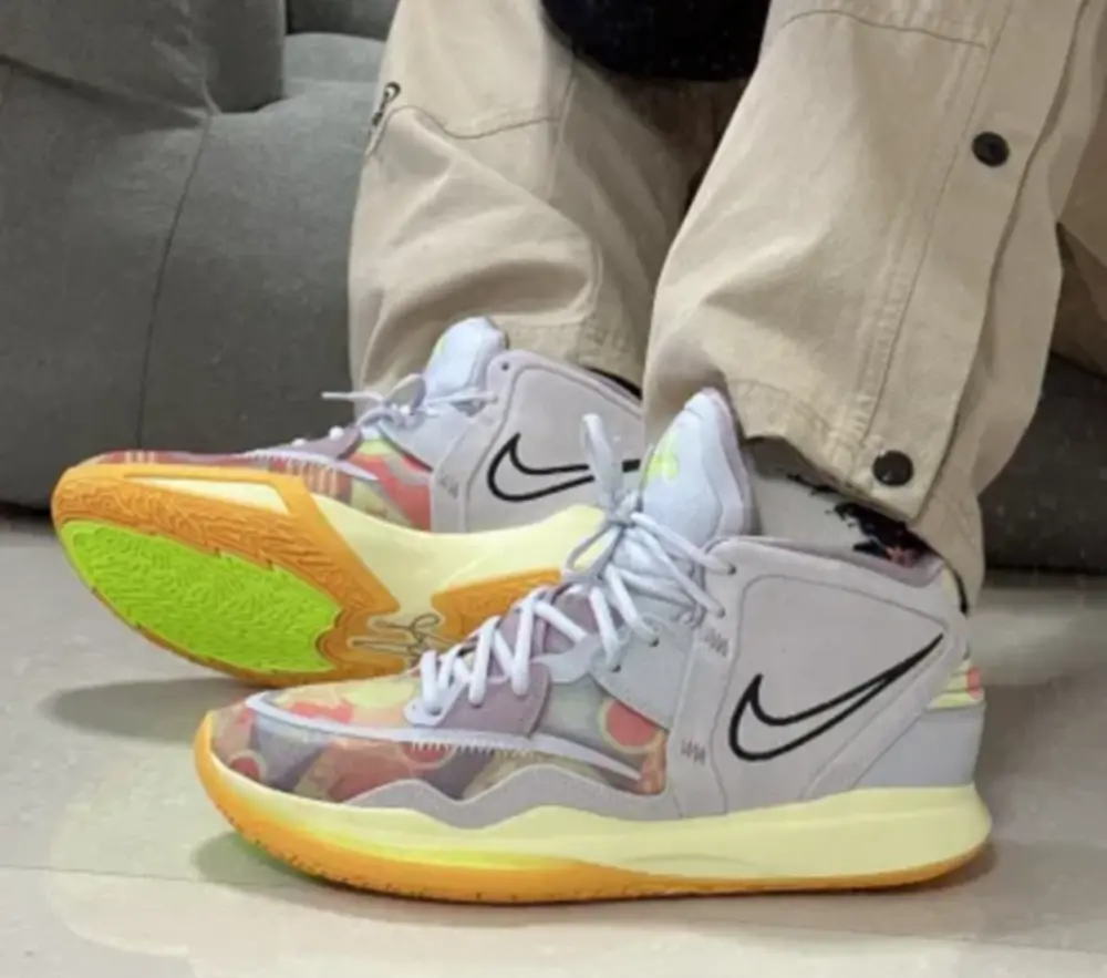 Alternative view of Giày Nike Kyrie 8 'Pyramid' DM0855-500