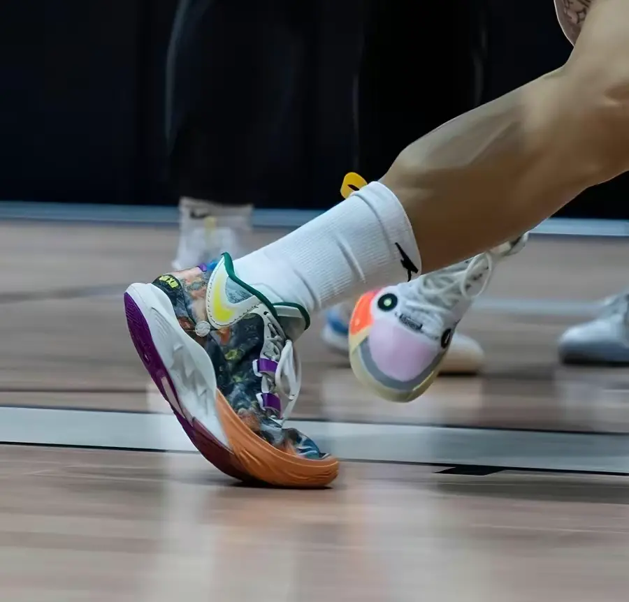 Giày Nike Kyrie 8 EP 'Circle Of Life' DQ3839-001 - Ảnh 4