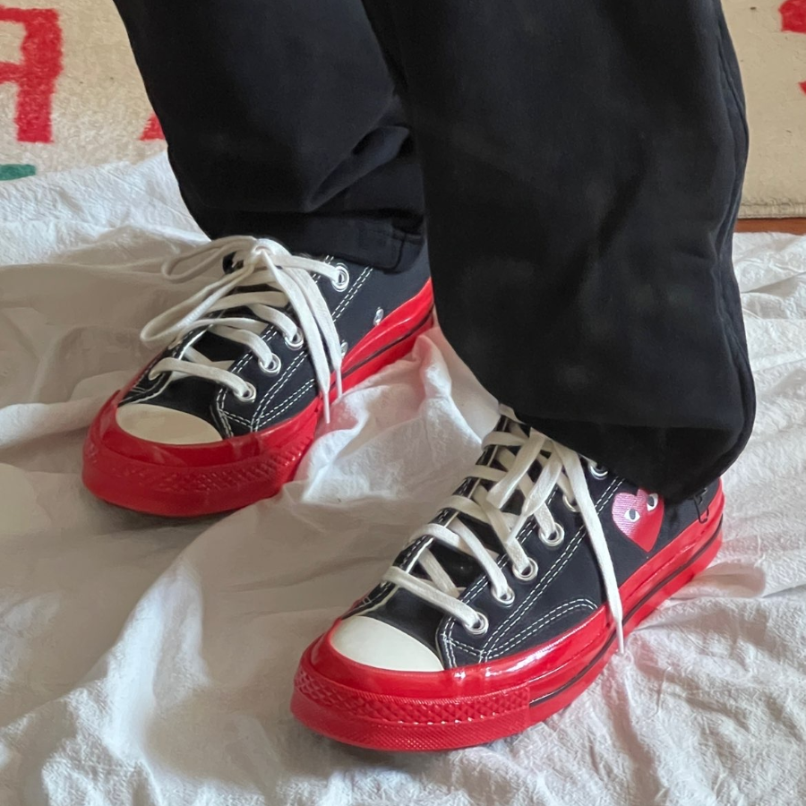 Giày Converse Comme des Garçons Play x Chuck 70 Low 'Black Red' A01795C - Ảnh 2